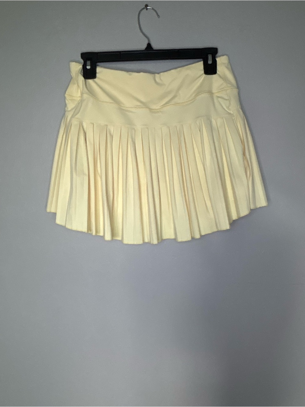 Women's POSIE XL Pleated Skater Skirt in Pale Yellow